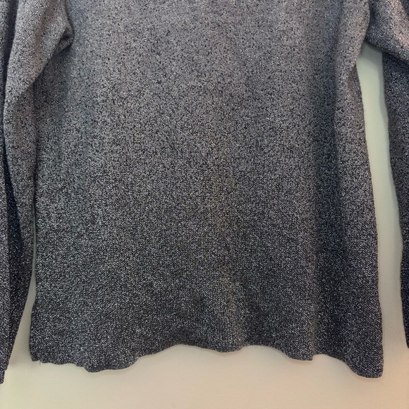 Liz Claiborne Career Metallic Knit Long Sleeve Top – Size L - Picture 2 of 8